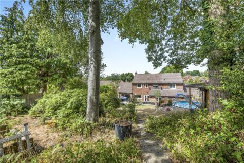 Gorsewood Road, St Johns, Woking, Surrey, GU21