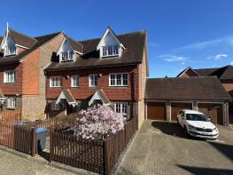 5, Hawthorn Place, Haywards Heath RH16 4FY