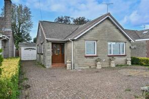 33, Esmead, Chippenham SN15 3PR