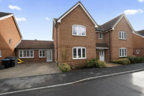 28, Phoenix Rise, Burgess Hill RH15 0UX