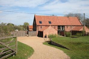 Crow Hall Barn, Crow Hall Lane, Norwich NR10 4TA
