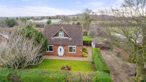 Sunnydene, Salmonby Road, Tetford LN9 6PY