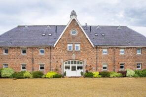5, Bulkeley Grange Barns, Wrexham Road, Malpas SY14 8BW