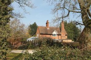 Old School House, School Lane, Frilsham, Thatcham RG18 9XB