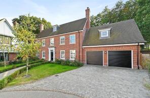 13, Woodland Way, Highwood, Chelmsford CM1 3FF
