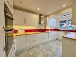 9, Fir Tree Road, Bedford MK45 4EA