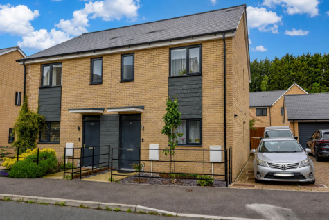 Lister Road, Dursley