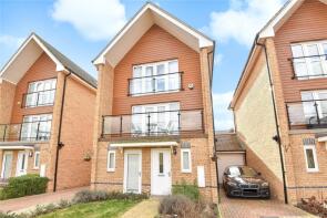 5, Edgeworth Close, Slough SL3 7FS
