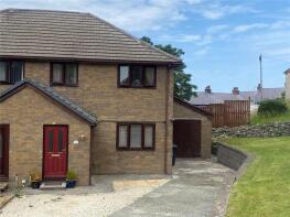 18, Tyddyn Drycin, Llanfairfechan LL33 0RJ