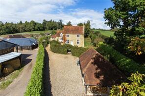 Button Court Farm House, Windmill Lane, Midgham, Reading RG7 5TY