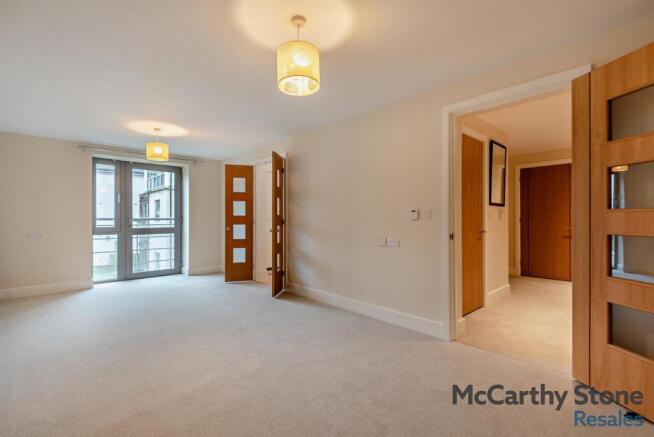 8668022-interior10-800.jpg