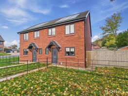 2, Stonehouse Close, Shrewsbury SY4 1FH