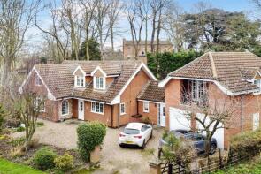Woodglade, Church Lane, Grantham NG32 2JF