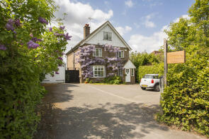 Cresthaven, Argos Hill, Crowborough TN6 3QH