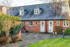 3, The Courtyard, Hertingfordbury Road, Hertford SG14 2SD