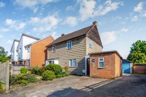 10, Hornhatch, Chilworth GU4 8AY