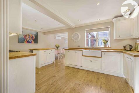 Cagney Close, Wainscott, Rochester, Kent, ME3