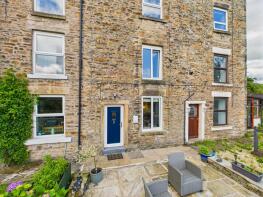 3, Ravens Leach, Hayfield Road, High Peak SK22 1DE