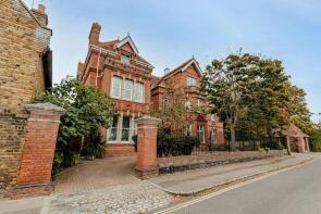 120, William Gibbs Court, Orchard Place, Faversham ME13 8RP