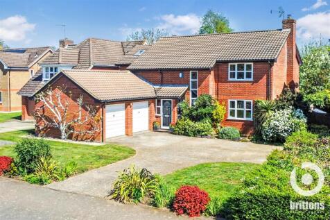 Stunning One of a Kind Home in All Saints Drive, North Wootton