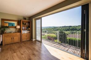 14, Auckland Avenue, Sheffield S6 6QA