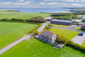 Gateways, Harlyn Bay Road, Harlyn Bay, Padstow PL28 8SQ