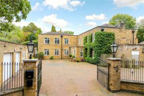 Bunkers Hill House, Bunkers Hill, Daventry NN11 3AW