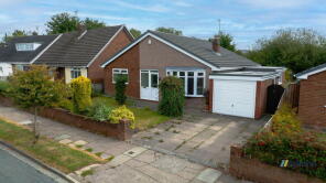 27, Buckingham Avenue, Widnes WA8 9EW