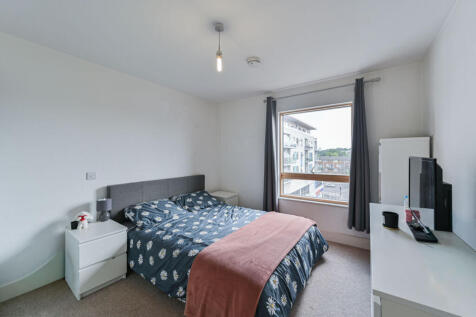 Derry Court, Streatham, London, SW16