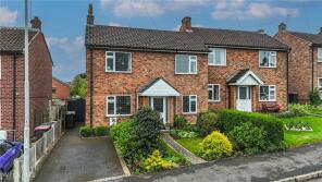 17, St Nicholas Estate, Atherstone CV9 2EY