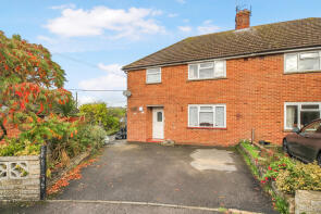 11, Woodfield, Kingsley, Bordon GU35 9NB