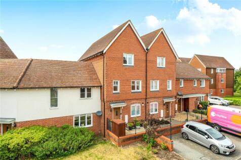 Outfield Crescent, Wokingham, Berkshire, RG40