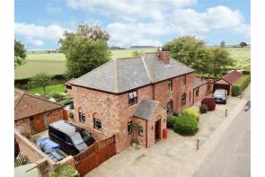 Woodlea Cottage, Village Road, Sunk Island HU12 0ED