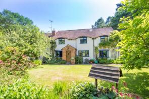 Coppice Cottage, Basingstoke Road, Heckfield, Hook RG27 0LL
