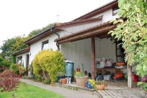 40, Trembear Road, St. Austell PL25 5NY