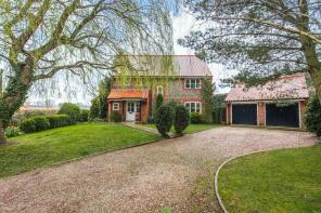 Orchid House, Wood Norton Road, Fakenham NR21 0EX