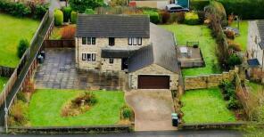7, The Dell, Fixby, Huddersfield HD2 2FD