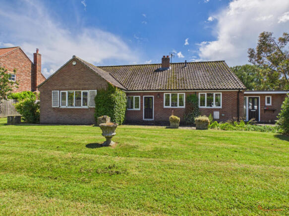 2 Bedroom Bungalow - detached for Sale