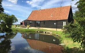 Moat Farm Barn, Birds Lane, Stowmarket IP14 6HP