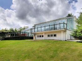 The Glass House, Whatsole Street, Ashford TN25 5JN
