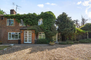 Fairview, Harefield Road, Rickmansworth WD3 1PE