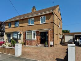 9, Thornyville Close, Plymouth PL9 7LE