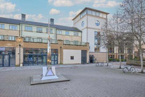 Marriotts Walk, Witney, OX28