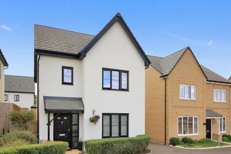 NN8 Mandarin Close, Wellingborough