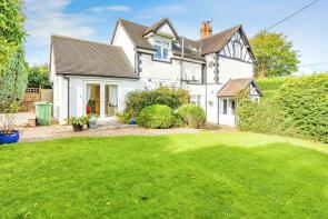 Tarn Hows, Warrington Road, Mickle Trafford, Chester CH2 4EA
