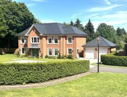 Stow House, Reading Road, Shiplake, Henley-on-thames RG9 3JN