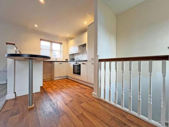 Kitchen2.jpg