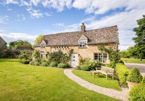 Medlar Bank, 400646 Fosseway To Cobblers Cottage Cold Aston, Cheltenham GL54 3BJ