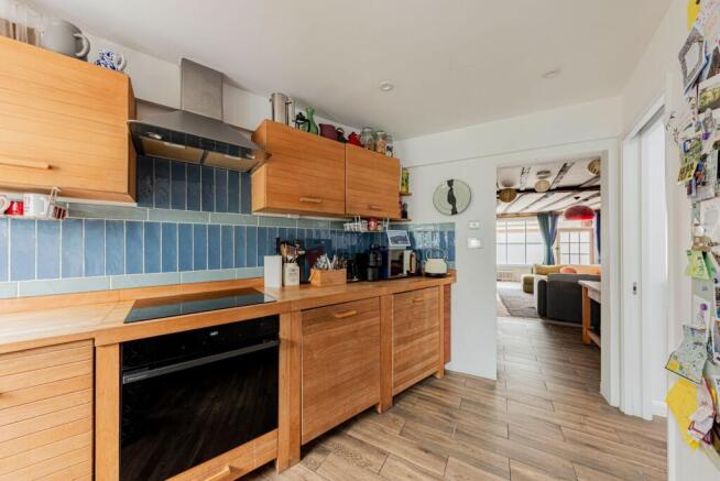 Kitchen  (1)