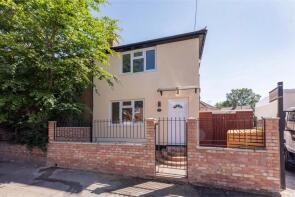 81, Ledgers Road, Slough SL1 2RQ